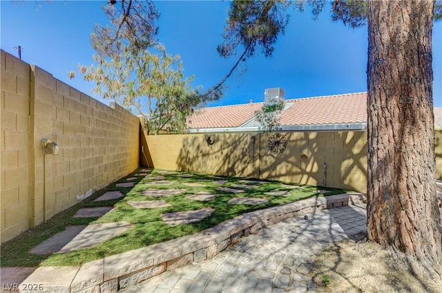 6156 Osaka Court, Las Vegas, NV 89110