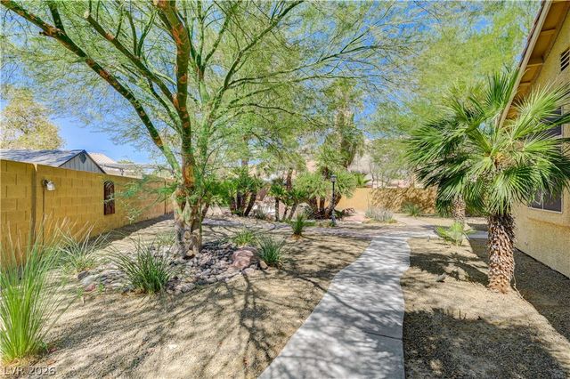 6156 Osaka Court, Las Vegas, NV 89110