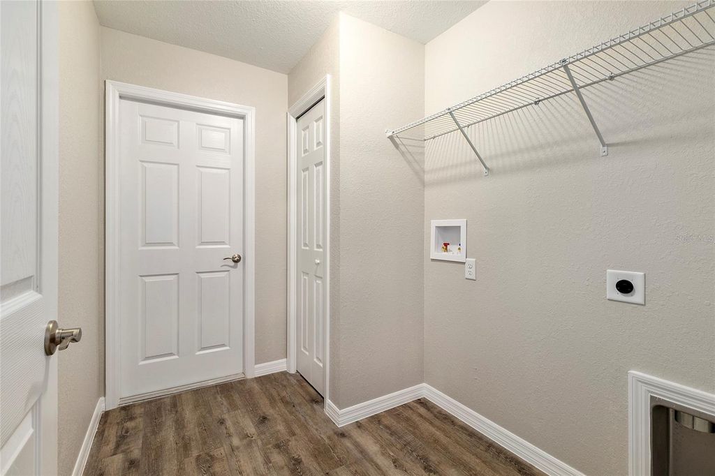 Image 12 of property listing at 13578 SW 107TH PLACE, Dunnellon, FL 34432