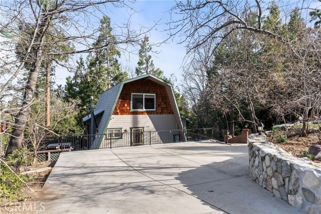 1289 Aleutian, Lake Arrowhead, CA 92352