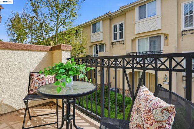 152 Heligan Lane 15, Livermore, CA 94551