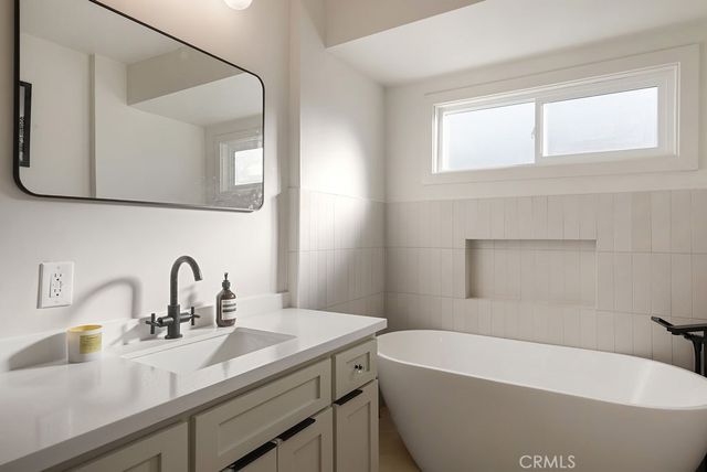 11623 S Dehn, Inglewood, CA 90303