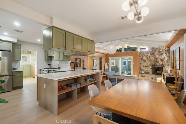 11623 S Dehn, Inglewood, CA 90303