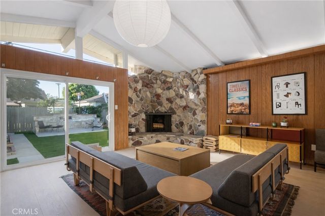 11623 S Dehn, Inglewood, CA 90303