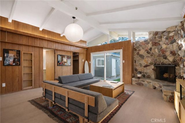 11623 S Dehn, Inglewood, CA 90303