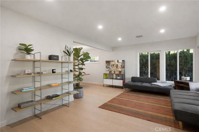 11623 S Dehn, Inglewood, CA 90303