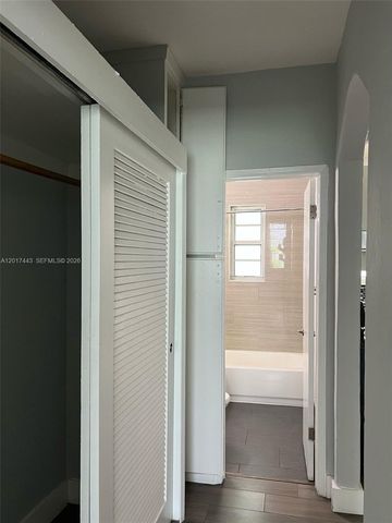 1005 Pennsylvania Ave 10, Miami Beach, FL 33139