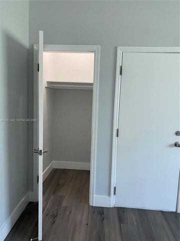 1005 Pennsylvania Ave 10, Miami Beach, FL 33139