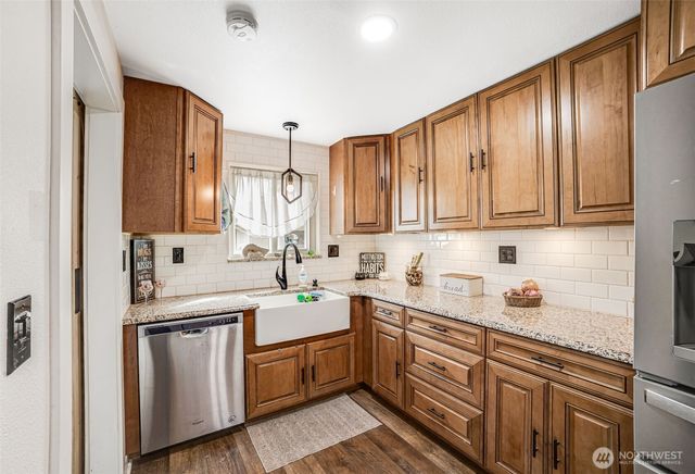 15111 148th Avenue SE, Yelm, WA 98597