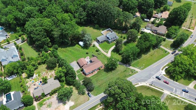 9808 Washam Potts Road, Cornelius, NC 28031