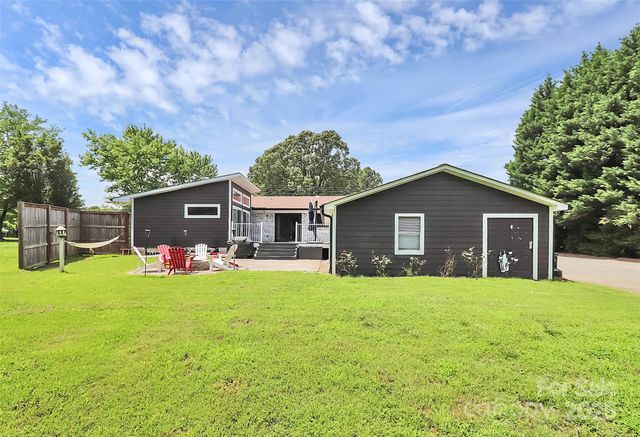 9808 Washam Potts Road, Cornelius, NC 28031