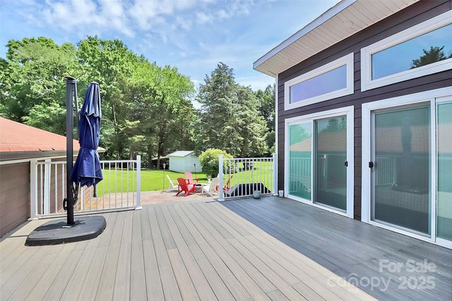 9808 Washam Potts Road, Cornelius, NC 28031