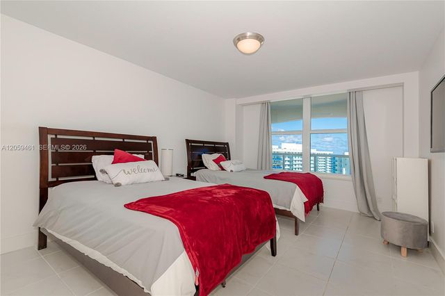 3800 S Ocean Dr 1716, Hollywood, FL 33019