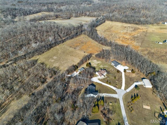 113 Bridlespur Court, Hawk Point, MO 63349