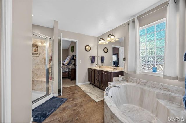 113 Bridlespur Court, Hawk Point, MO 63349