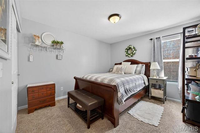 113 Bridlespur Court, Hawk Point, MO 63349