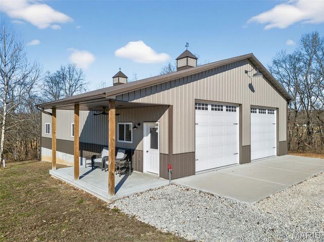 113 Bridlespur Court, Hawk Point, MO 63349