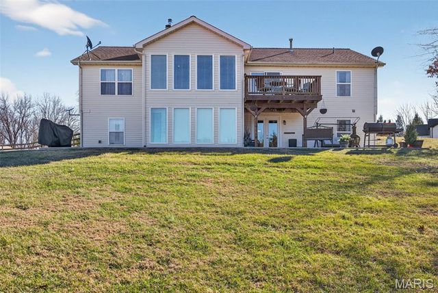 113 Bridlespur Court, Hawk Point, MO 63349