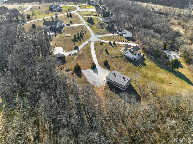 113 Bridlespur Court, Hawk Point, MO 63349
