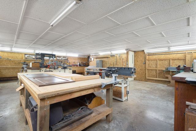 24205 County Road 126 Road, Goshen, IN 46526