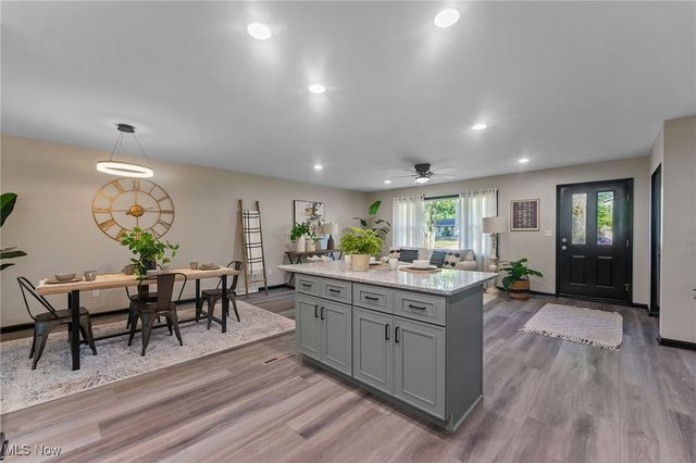 3913 Claridge Drive, Austintown, OH 44511