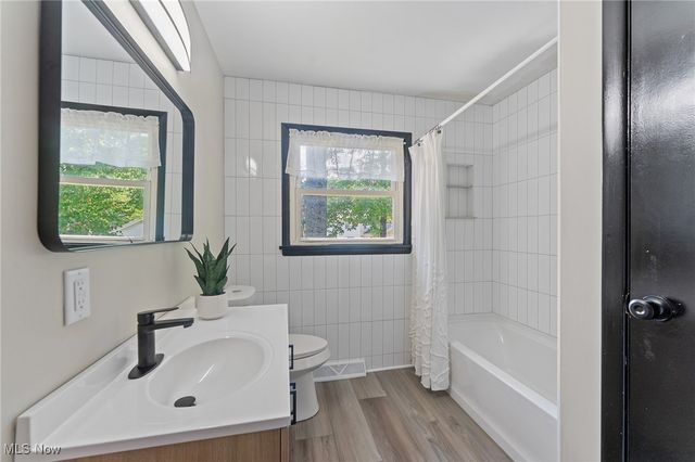 3913 Claridge Drive, Austintown, OH 44511