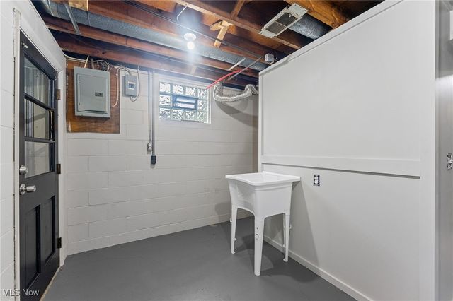 3913 Claridge Drive, Austintown, OH 44511