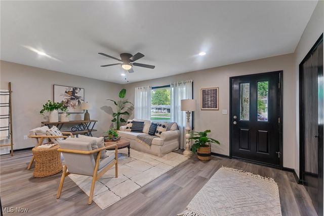 3913 Claridge Drive, Austintown, OH 44511