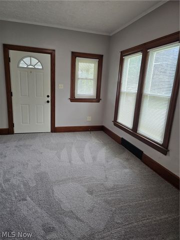 504 Jefferson Avenue, Barberton, OH 44203