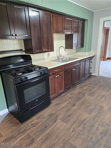 504 Jefferson Avenue, Barberton, OH 44203