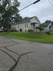 504 Jefferson Avenue, Barberton, OH 44203
