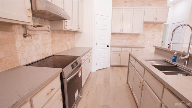 403 Faith Drive, La Feria, TX 78559