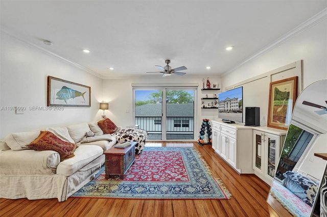 1212 SE 2nd Ct 301, Fort Lauderdale, FL 33301