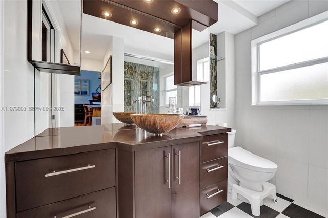 1212 SE 2nd Ct 301, Fort Lauderdale, FL 33301