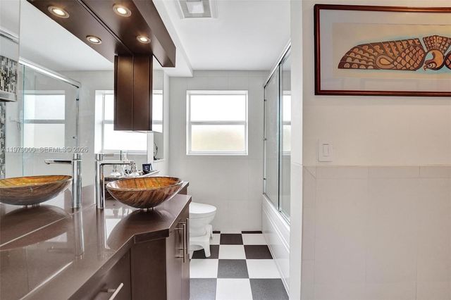 1212 SE 2nd Ct 301, Fort Lauderdale, FL 33301