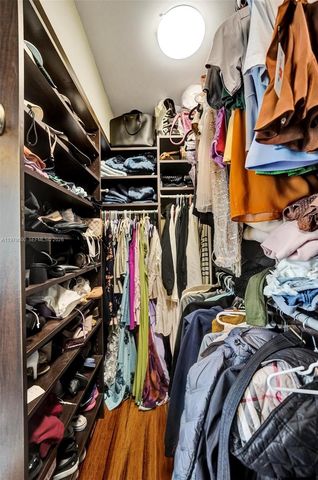 1212 SE 2nd Ct 301, Fort Lauderdale, FL 33301