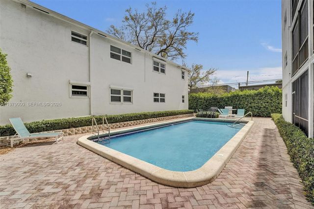 1212 SE 2nd Ct 301, Fort Lauderdale, FL 33301