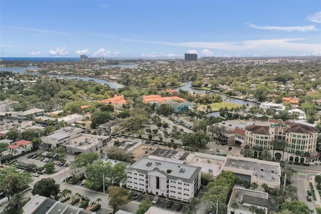 1212 SE 2nd Ct 301, Fort Lauderdale, FL 33301