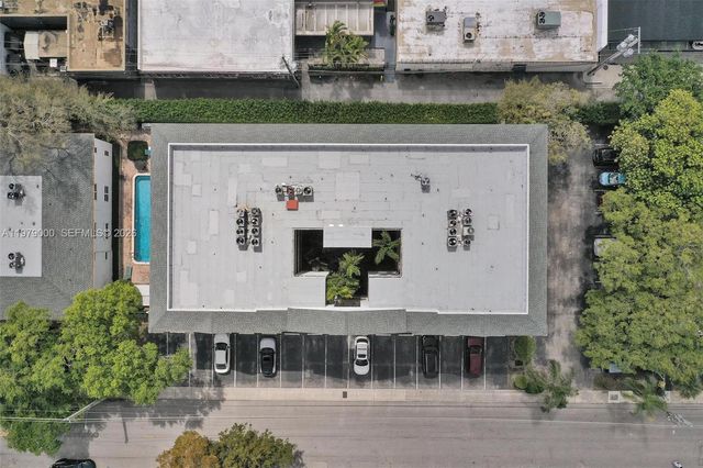 1212 SE 2nd Ct 301, Fort Lauderdale, FL 33301