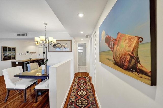 1212 SE 2nd Ct 301, Fort Lauderdale, FL 33301