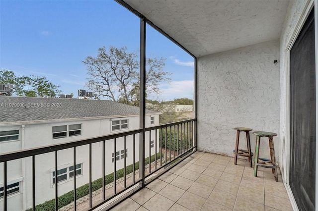 1212 SE 2nd Ct 301, Fort Lauderdale, FL 33301