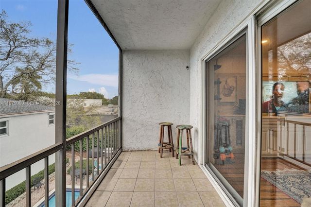 1212 SE 2nd Ct 301, Fort Lauderdale, FL 33301