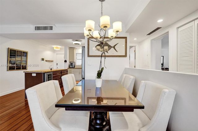 1212 SE 2nd Ct 301, Fort Lauderdale, FL 33301