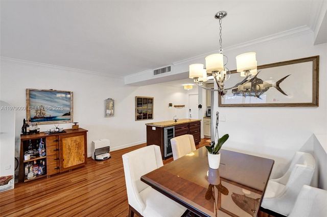 1212 SE 2nd Ct 301, Fort Lauderdale, FL 33301