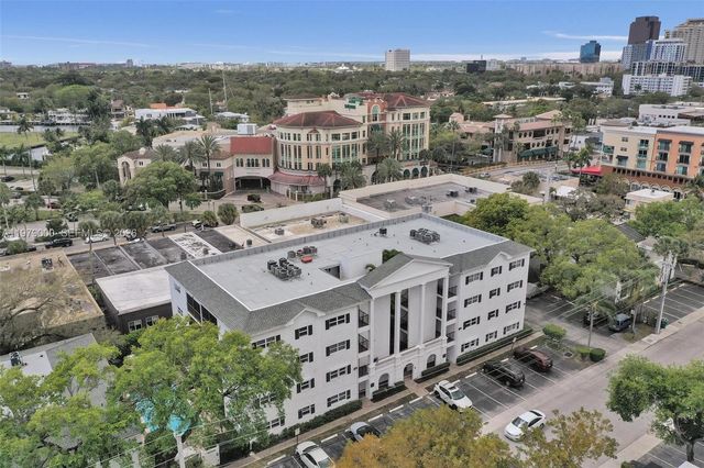 1212 SE 2nd Ct 301, Fort Lauderdale, FL 33301