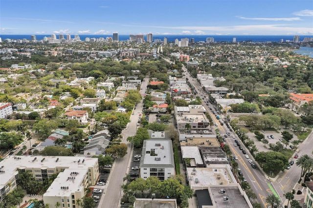 1212 SE 2nd Ct 301, Fort Lauderdale, FL 33301