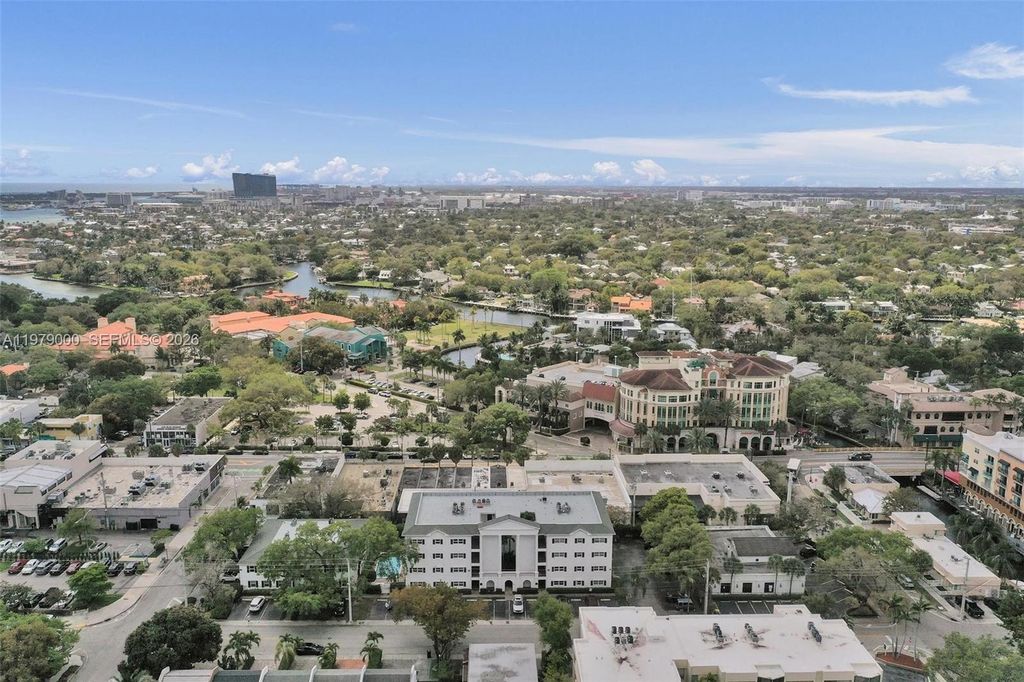 1212 SE 2nd Ct 301, Fort Lauderdale, FL 33301