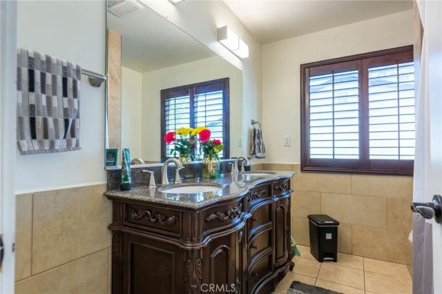 14072 Tyler, Sylmar, CA 91342