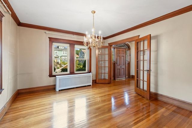 158 Common St, Watertown, MA 02472