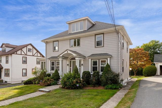 158 Common St, Watertown, MA 02472